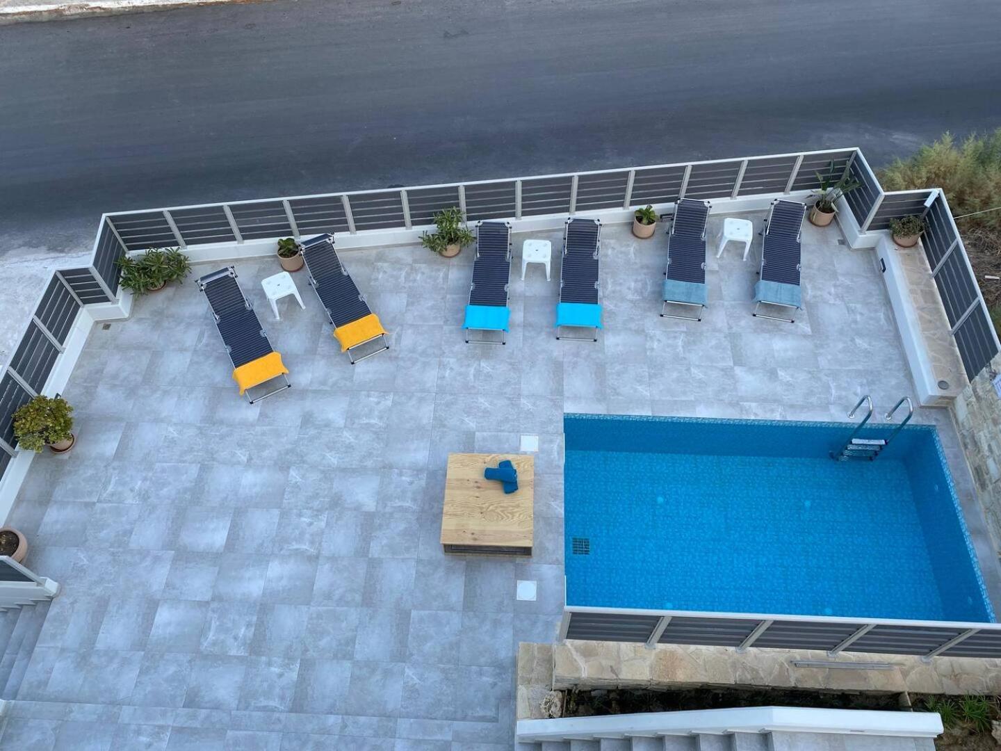 Maistro Suites With Pool, Matala Exterior foto